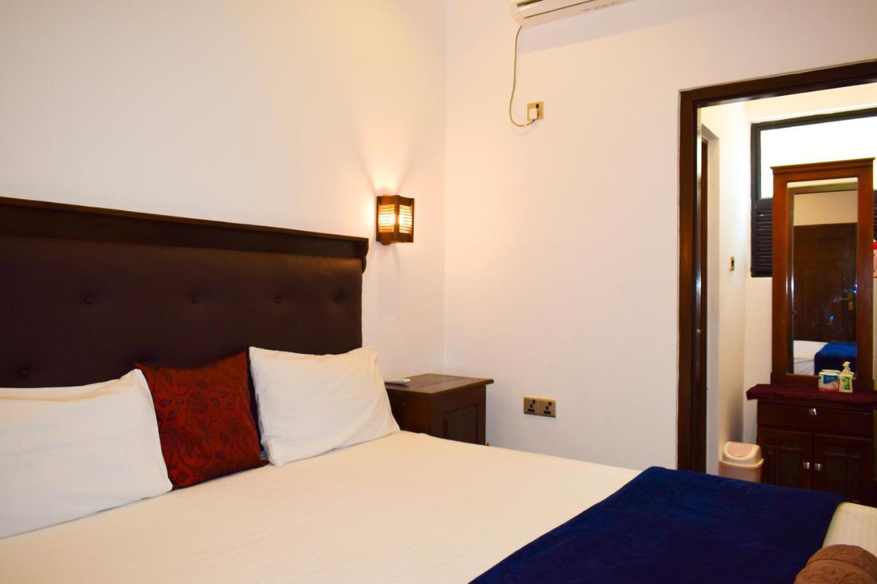 Alffa Guest Inn Trincomalee Exteriör bild