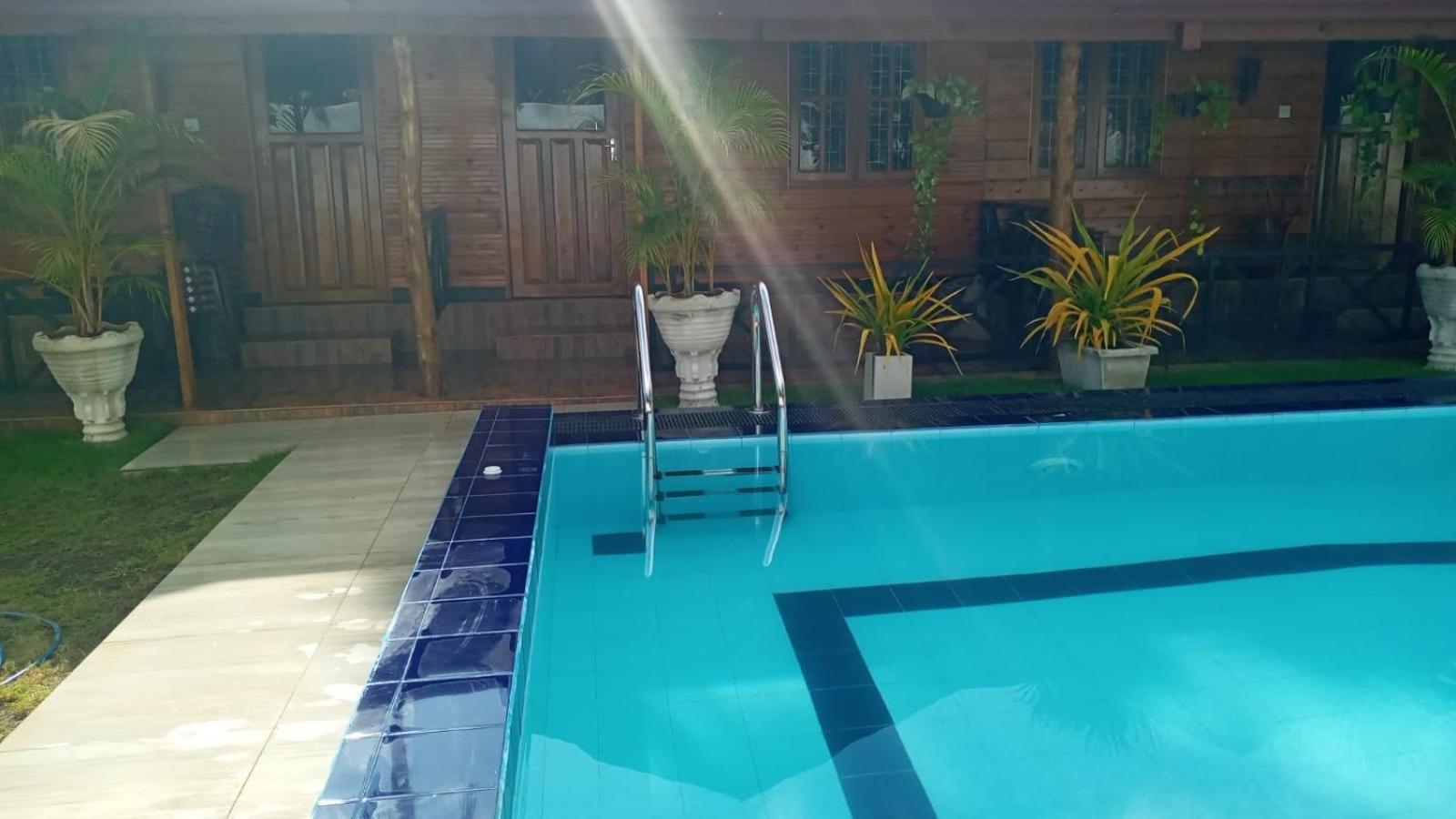 Alffa Guest Inn Trincomalee Exteriör bild